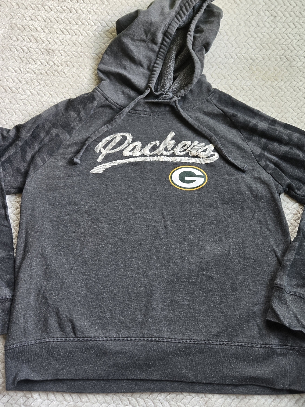 NFL Green Bay Packers Women’s S/M Hoodie Gray Camo